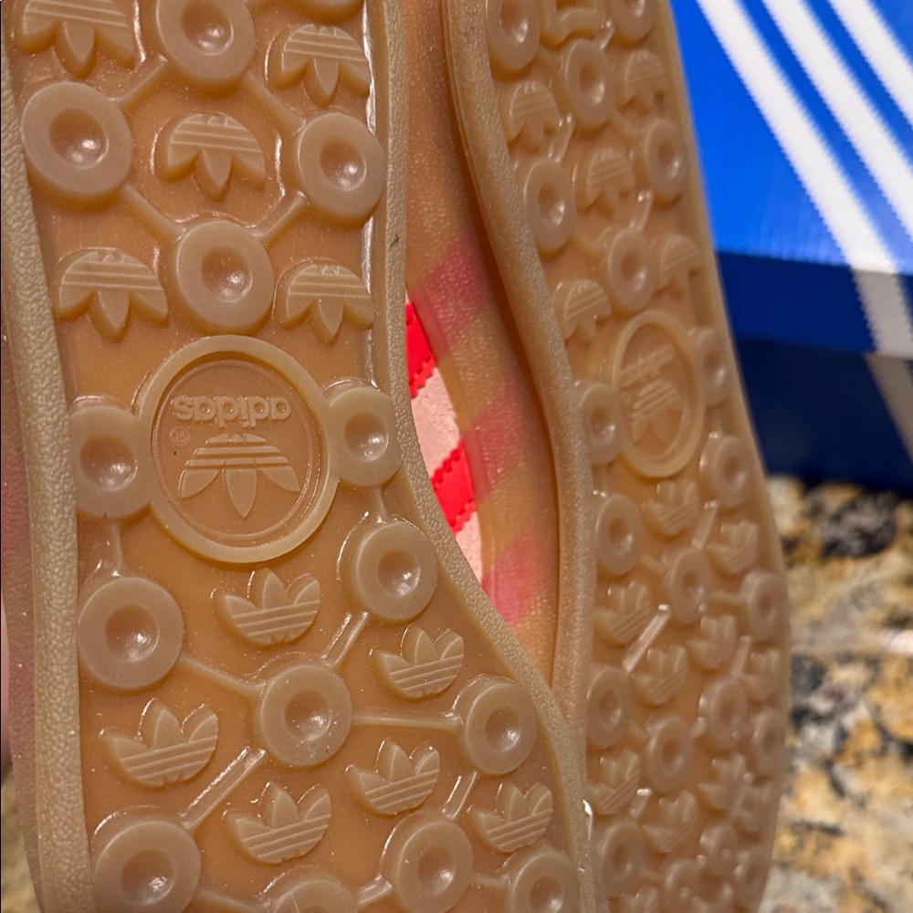 Adidas Gazelle Sneakers in Pink and Red - Picture 4 of 5